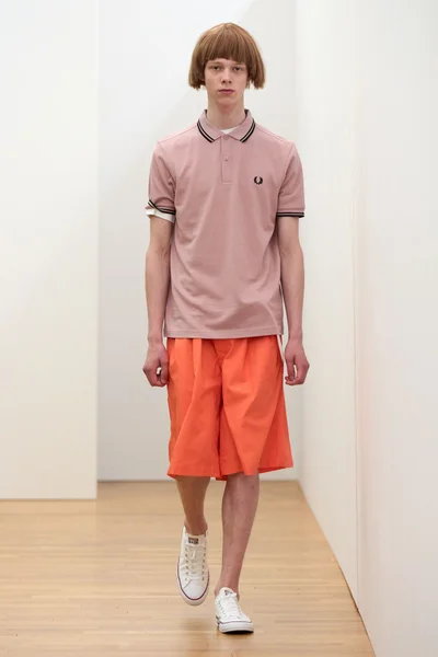 Look 37